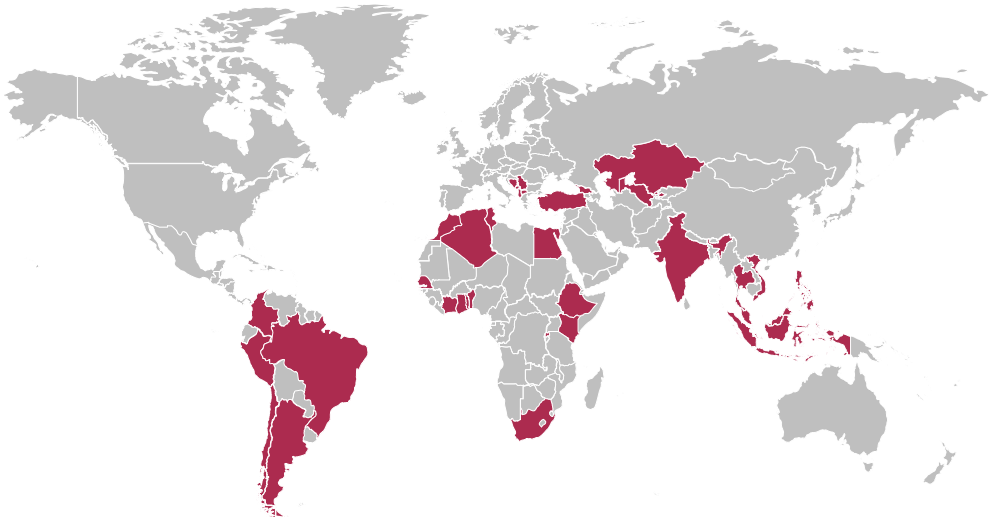 Weltkarte mit rot eingefärbten Ländern